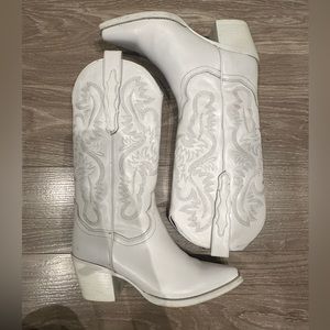 Jeffrey Campbell - Dagget Boot in White Combo